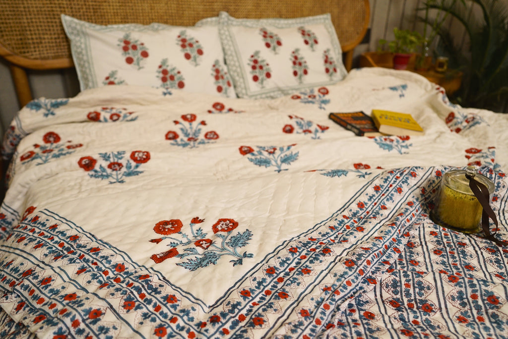 Laal Phool Bari Quilt
