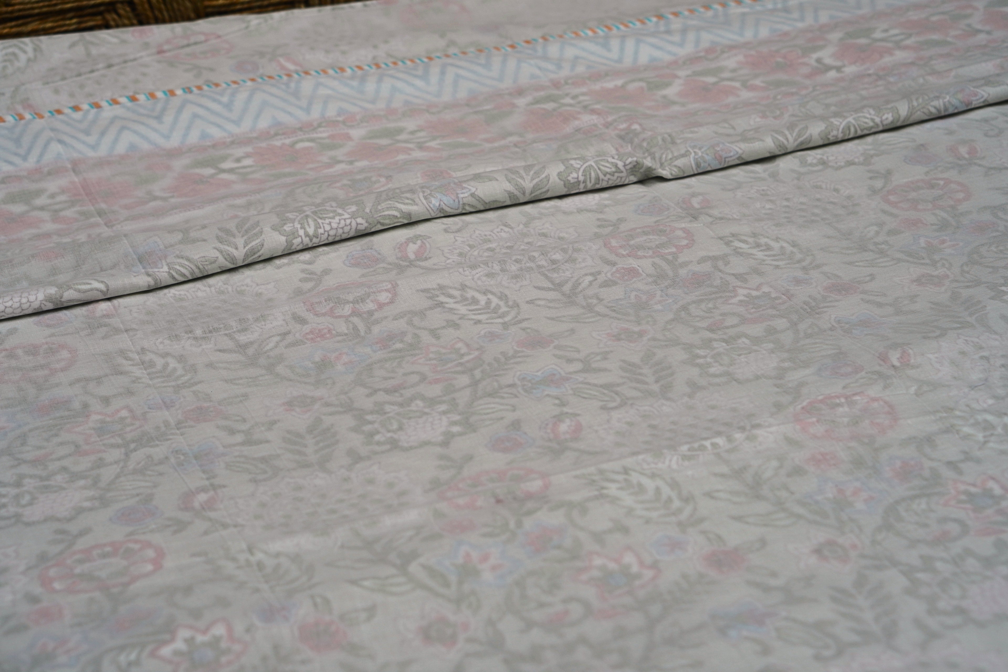 Whispering Blooms Dohar 3 Layer Mulmul