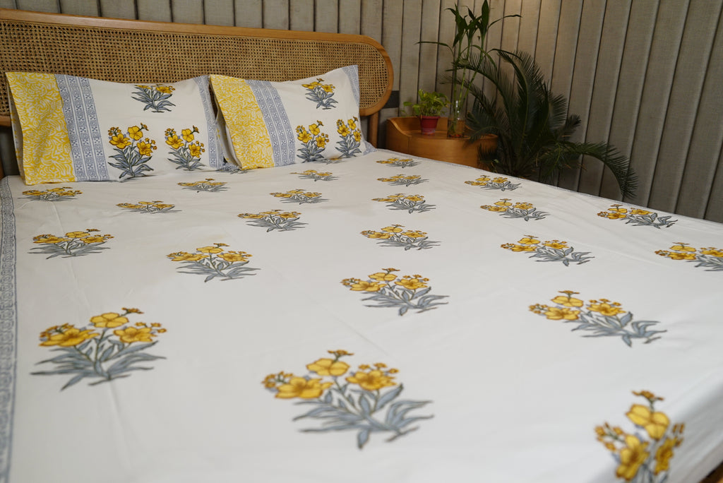 Basanti Nikhaar Bedsheet