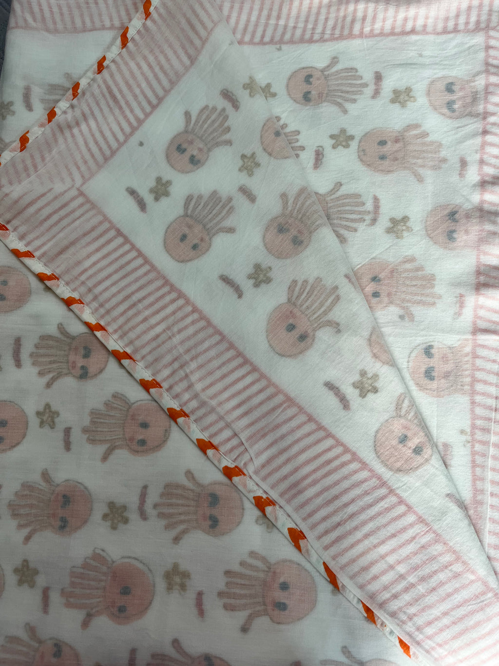 Coral Muskaan Dohar 3 Layer Mulmul