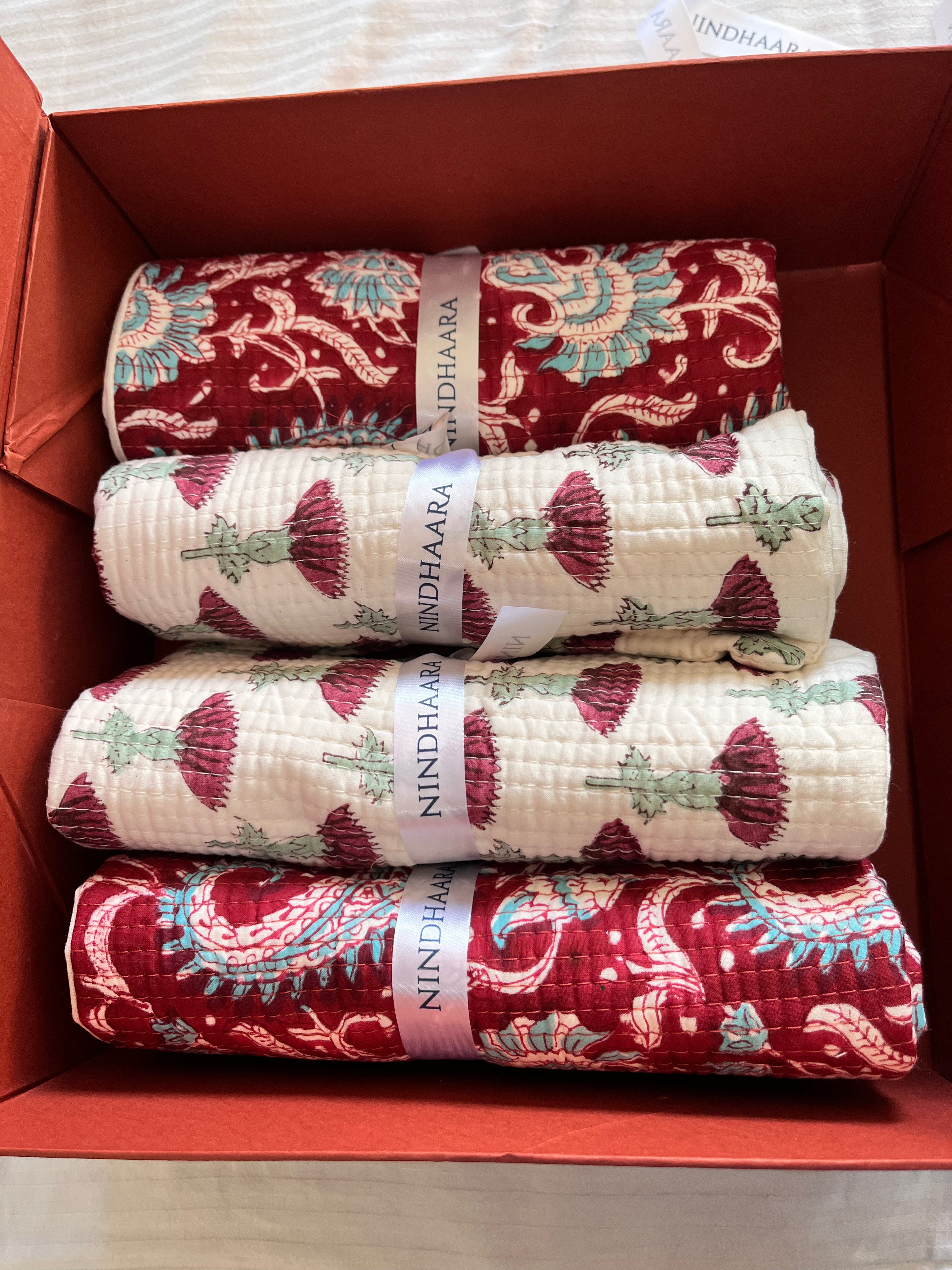 Nindhaara Signature Collapsible gifting box