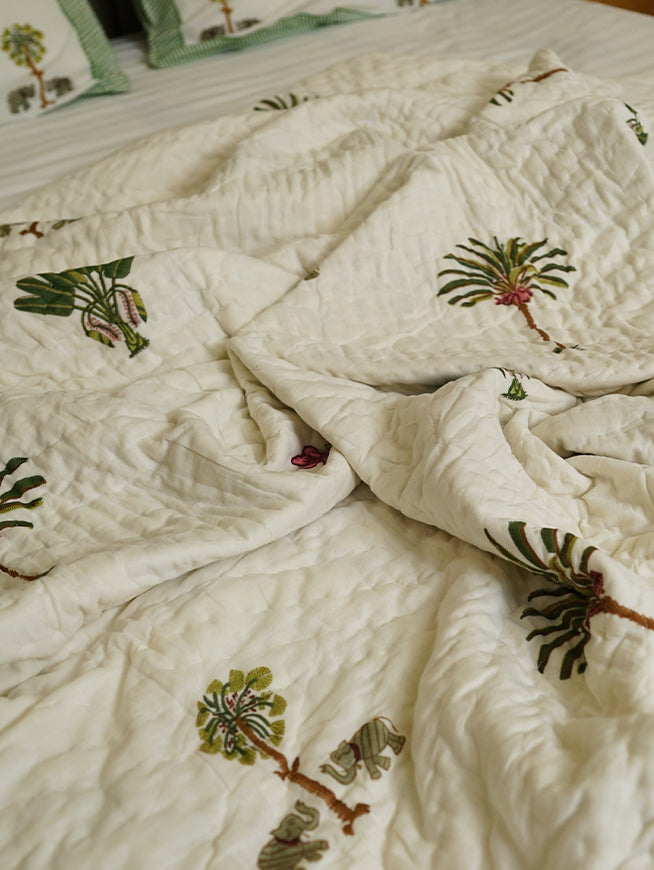 Ivory Palm Aangan Quilt