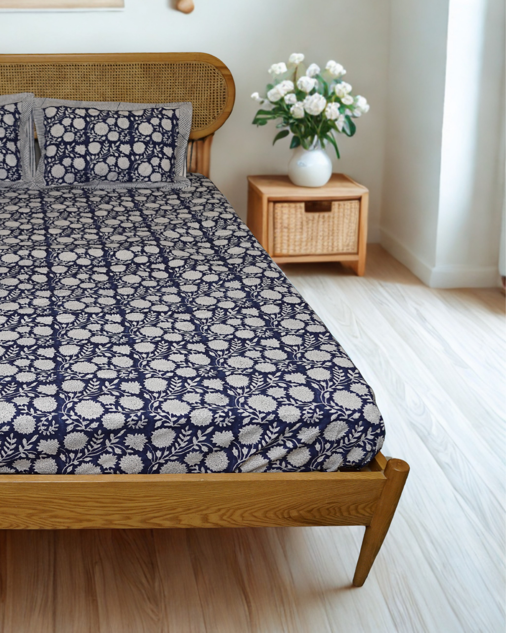 Midnight Phoolkari Bedsheet