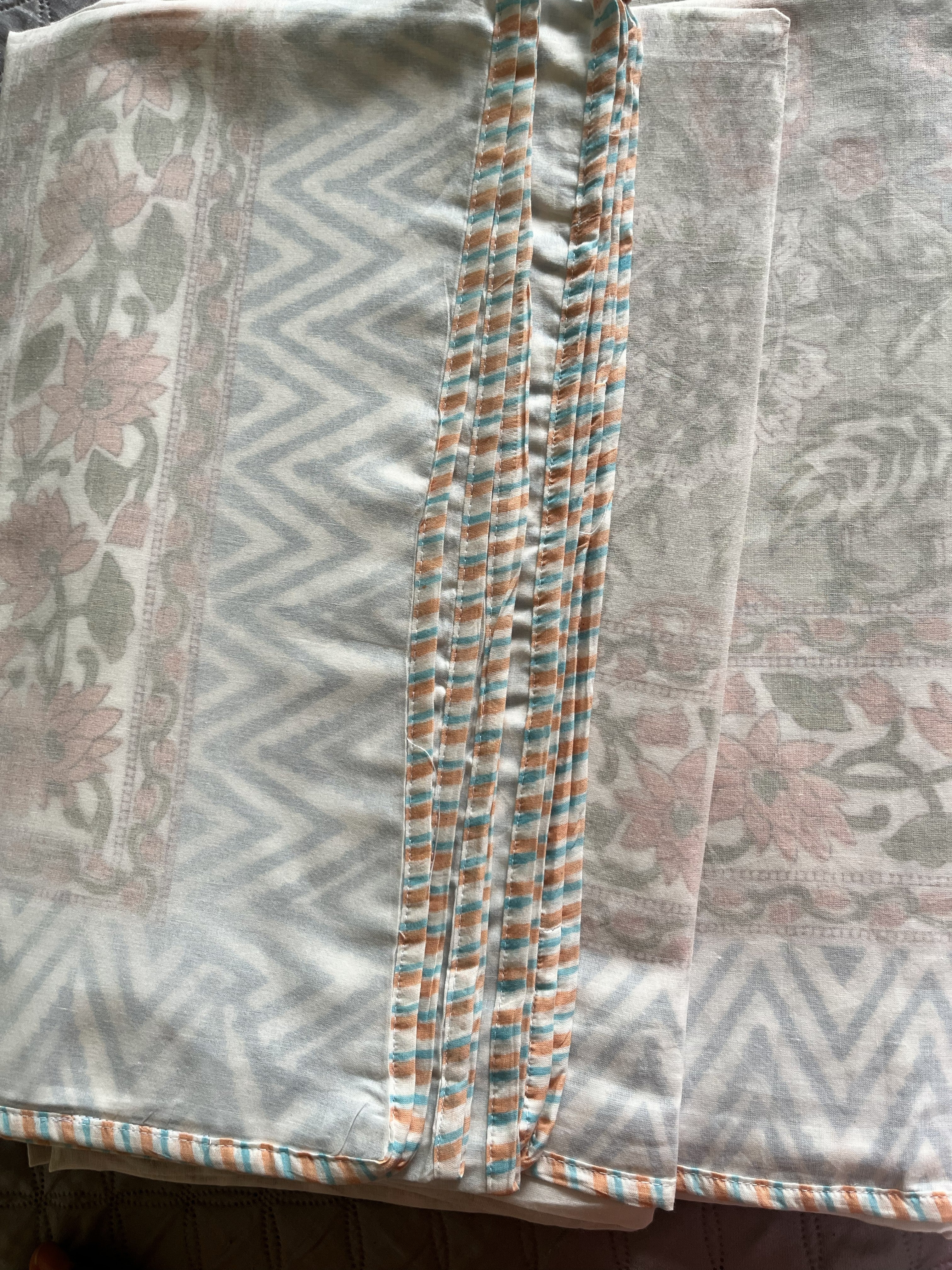 Whispering Blooms Dohar 3 Layer Mulmul