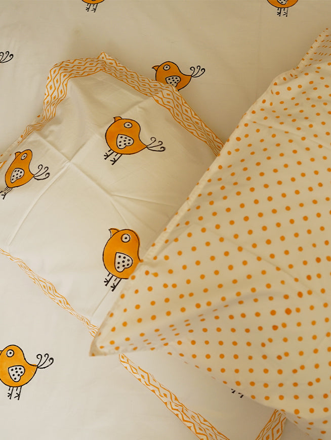 Chirpy Chidiya bedsheet
